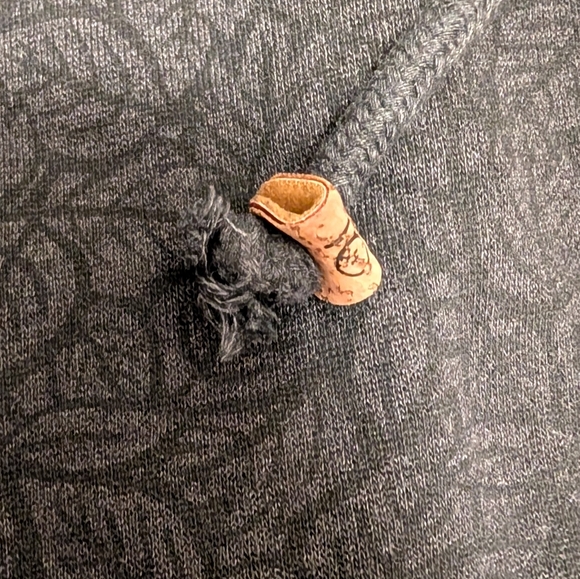 Tentree 10Tree hoodie size XS women's charcoal grey leaves print - Picture 4 of 9